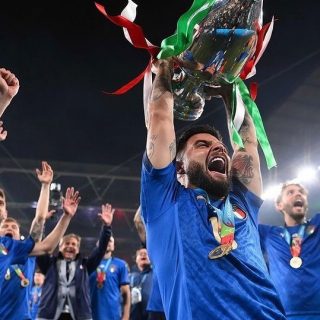 Forza Azzurri! Congratulations to the European Champions 🇮🇹 
#italiannights #italy #florence